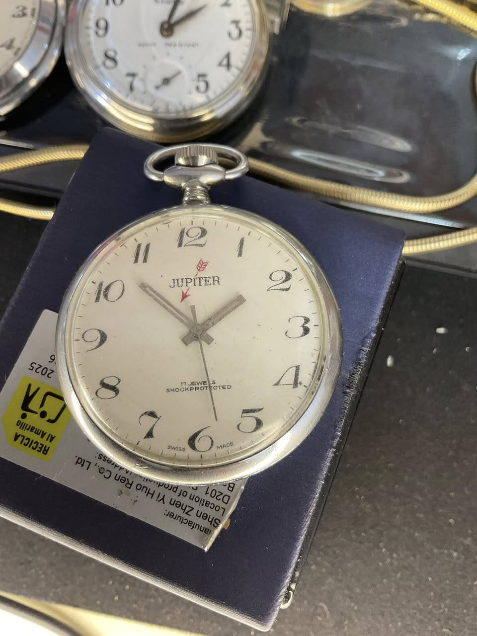 اربع ساعات جيب نصب تكويك 3 سويسري 1 امريكي السعر225 شامل التوصيل


**إذا كنت صاحب هذا الإعلان وتريد حذفه لأي سبب، رجاءا أرسل رسالة إلى الدعم الفني**