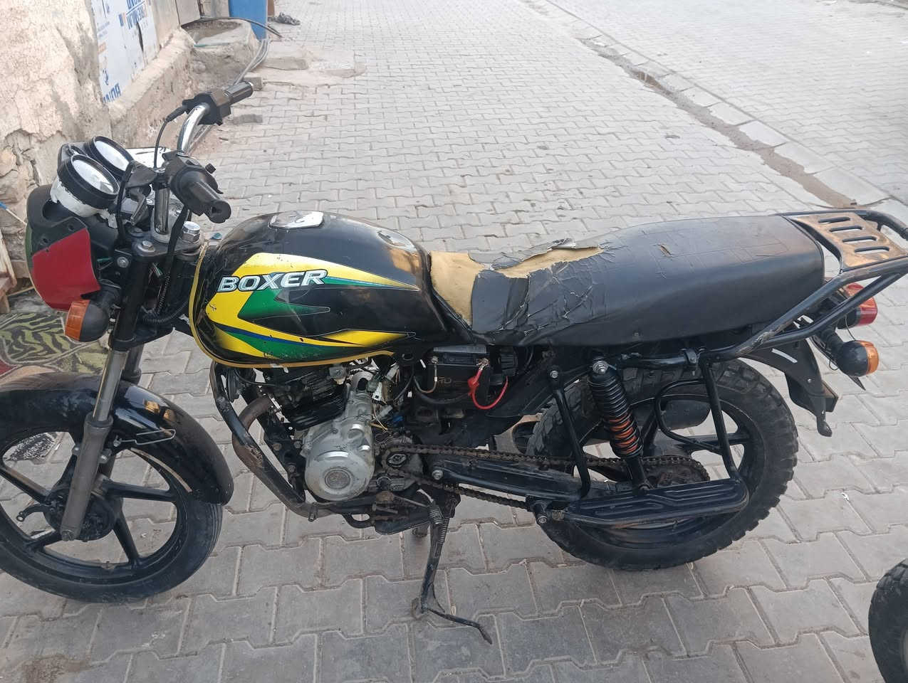 سلام عليكم ورحمه الله وبركاته اخواني الاعزاء رحمة الوالديك الراح تراسلني خادمك الطيب اني دراجة بوكسر 21 كلك كلك كوم حديد تجي تأخذها من باب البيت كوم حديد كوم حديد تجي وتكلي شبيهة مابيهة ما جاوبك كوم حديد بيه صوت مفلشة نقص غراض اني جاي اكلك كوم حديد تجيني تحمل وتروح بغداد الشعلة خاص مفتوح 400الف  وشكرا لكم


**إذا كنت صاحب هذا الإعلان وتريد حذفه لأي سبب، رجاءا أرسل رسالة إلى الدعم الفني**