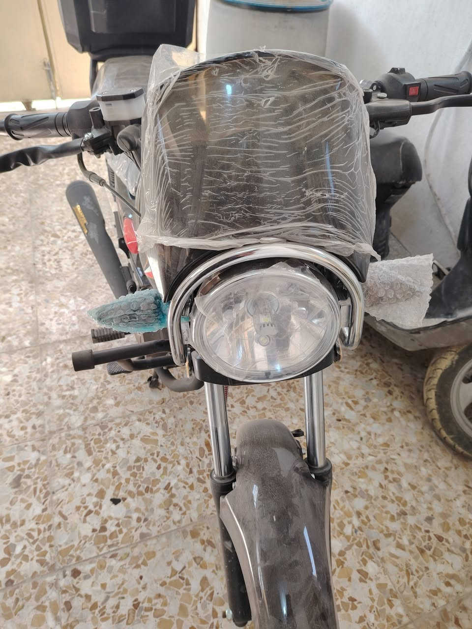 اعيد نشر بسبب الوعود(الكاذبه )
سلام عليكم شاينك جبلي للبيع اوراق اصولي اصولي مدفوع الكمرك طالعه من المعرض 2026/2/19دراجه بعدهي زيرو ماشيه فقط 100 مكاني بغداد العامريه
 شراي يتصل ويدلل والخاص موجود 
تره عيب تكول اني قريب عليك امسح منشورك جايك موشراي لاتكسر بحلال العالم
بي واتساب 
***********
