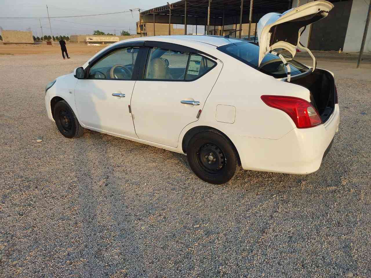 نيسان سني هندي 2019 للبيعالموديل: 2019 (صناعة هندية).الحالة العامّة: محرك وكير كفالة بشرط الفحص.البودي (الشرار): بدون صبغ (يوجد تعديل بارد بسيط).الفحص: السونار متوفر ومرفق مع السيارة.الرقم والتحويل: رقم أربيل، تحويل ملكية مباشر.الموقع: الأنبار - الرمادي.السعر: 87 ورقة (8,700 دولار) وبيه مجال بسيط.📞 للتواصل والاستفسار:***********
