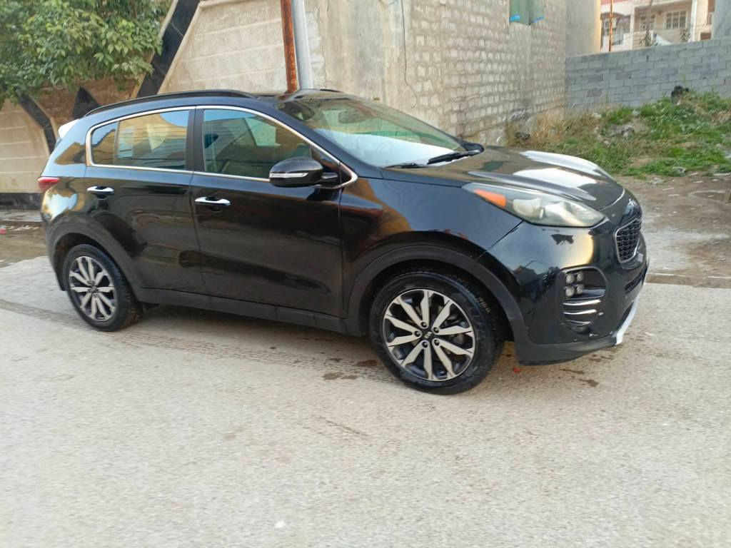 سبورتج موديل 2019 رقم بغداد جديد دولي سنوية لنهاية 2030 سيارة جديدة بمعنى الكلمة ماشية 86 مكينة بلادية  فول مواصفات ويل كب 18 بلاجكتور لد فتحة بنرامة اربع بصمات كامرة دوراة شاشة كبيرة صندوق كهربائي كشنات كهربائية تدفئة كشن وتبريد كشن تدفئة استيرن  مري شفط وإشارات بالمري رادار تحديد مسار نقطة عمياء ثلاث أنظمة قيادة أرضية جلد تبريد خلفي امامي يعني واحد على واحد حادث جامرلوغ امامي بدون دواخل السونار  مرفق بالصور السعر 148 مكان السيارة بعقوبة للاستفسار الاتصال *********** بعقوبة, ديالى
