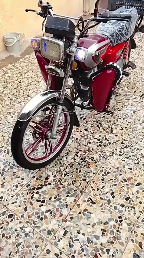 السلام عليكم دراجه ايراني موديل 2020 اوراق موجودة اصلي ،كهربائيات الكل شغالة،مكينة مكفولة وخرسة،السعر500وبيها مجال
التواصل واتساب***********
