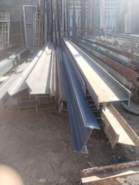 شيلمان مستعمل بس جديد بلجيكي الأصلي ونضيفات كلش عددهن ٧ وطول الوحده خم...