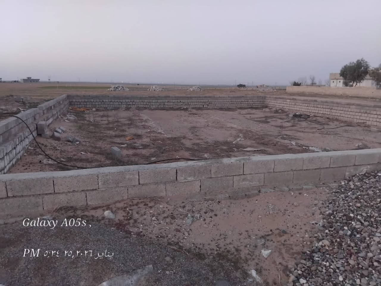 ارض زراعية عقد زراعي ٥ دونم
هيكل مصبوب مساحة ٢٥٠ متر
مرشة ارضية ٥ دونم
بير ماء + غطاس ٣ انج
١٠ طن سمنت
١٧٠٠٠ بلوكه
حوض سباحه مساحه ٣١٥ متر قيد الانساء
صهريج ماء ٢٠٠٠٠ لتر
وصل ماء حلو + كهرباء
الحجاج قرية الربيع شارع الموقع
للاستفسار اكثر الاتصال ***********
