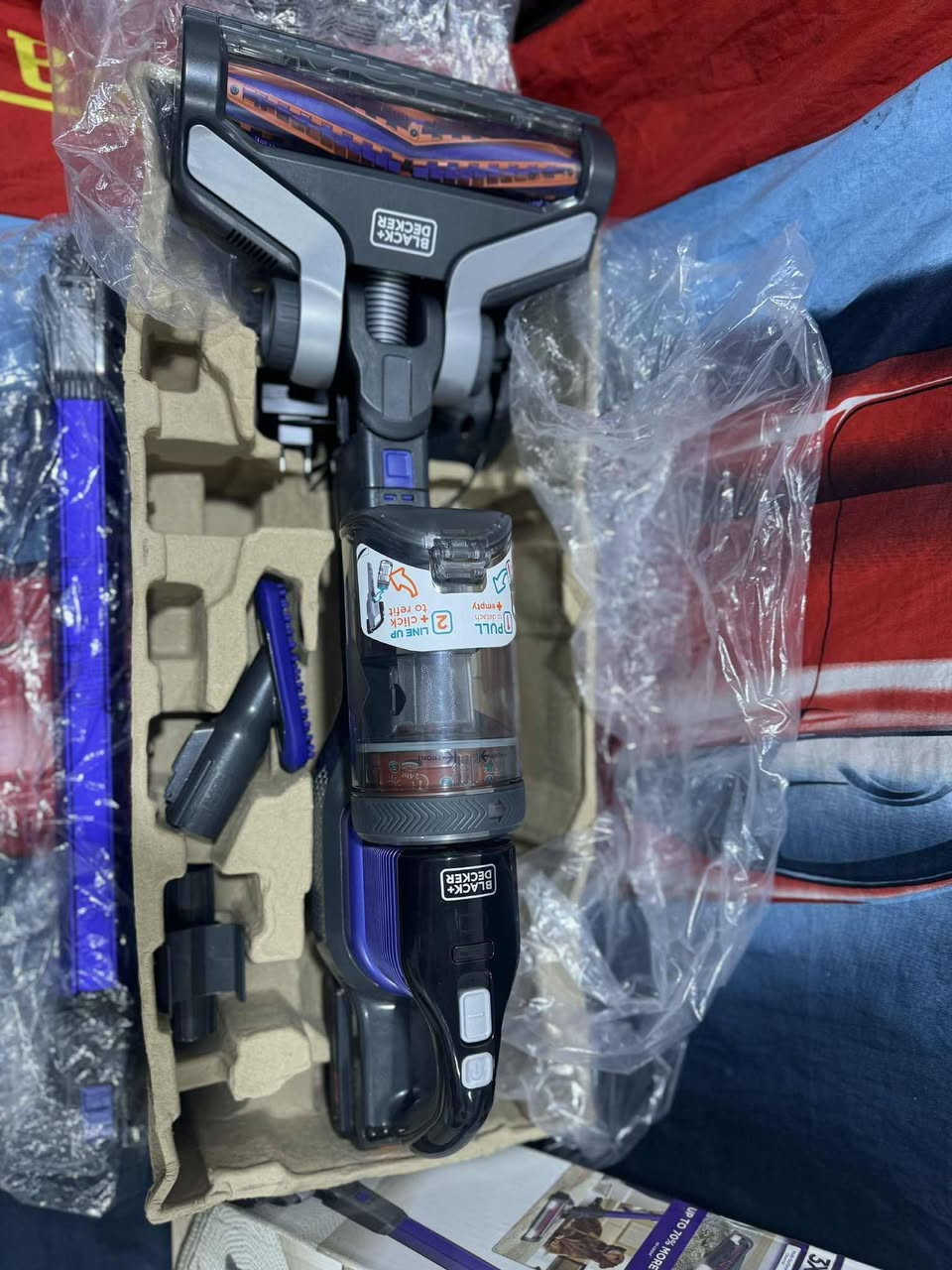 مكنسه شحن من ماركة بلاك ديكر جديده لوك خاص او الاتصال على***********
