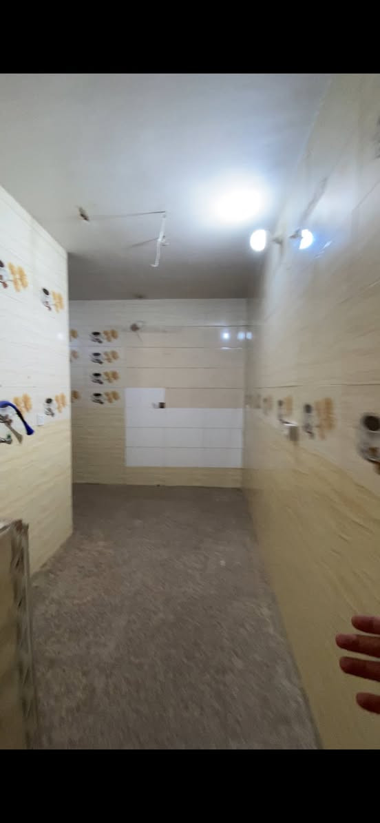 طابق ارضي و اول (للعوائل فقط)
الموقع: الاعظمية-شارع ٢٠-السده
التفاصيل : (غرف نوم عدد ٢ + صاله مفصولة + مطبخ + خدمات) 

الايجار : ٥٠٠ الف فقط 

للاستفسار : ***********
