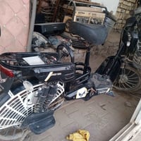 دراجة شحن • استخدام قليل • باتريات