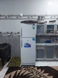 ثلاجه للبيع 07823878420