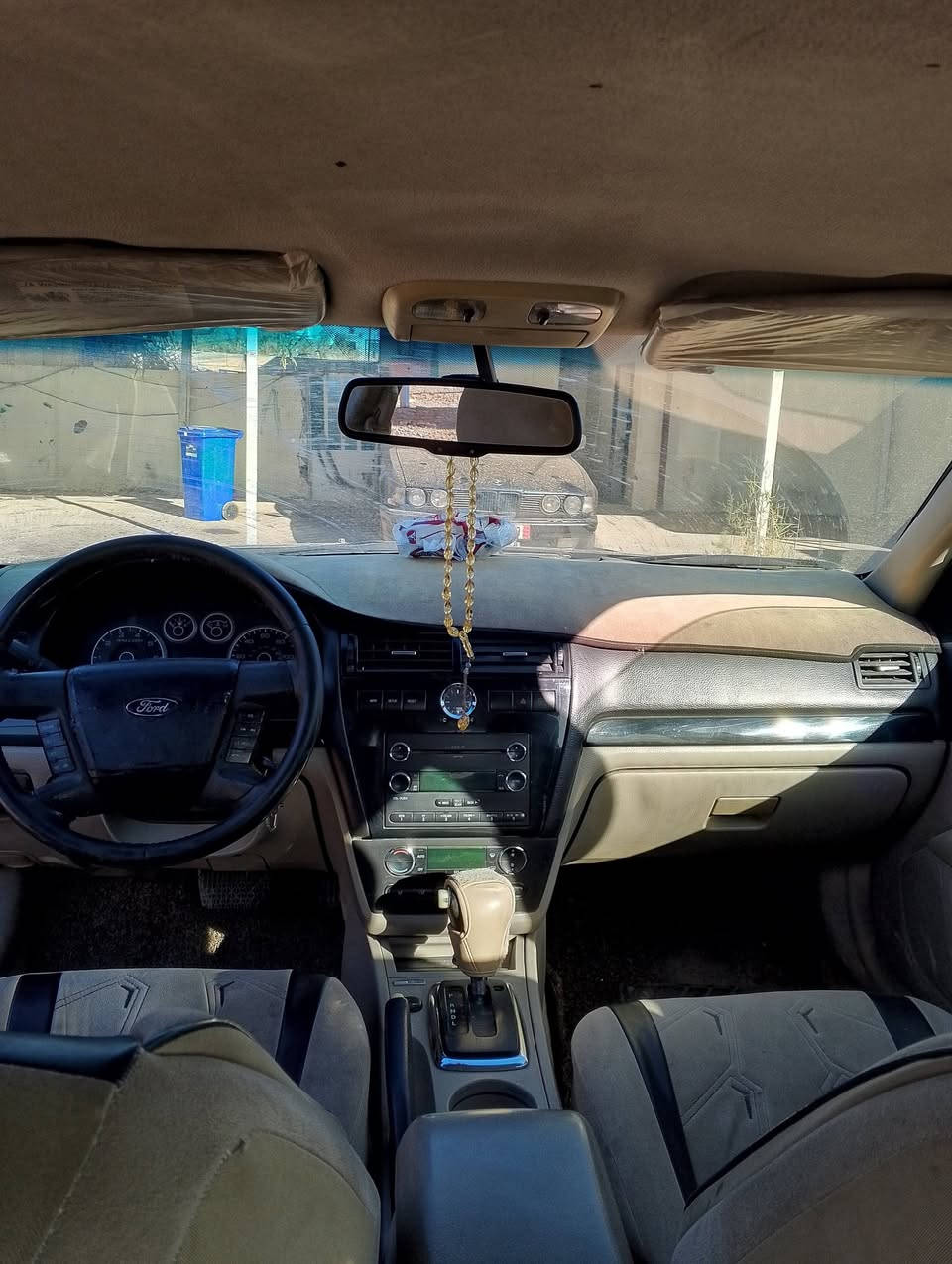 سلام عليكم للبيع فقط بدون مراوس ولاوعود  فورد فيوجن 2008 رقم بغداد الماني تحويل مباشر سياره نظيفه خارج وداخل بس وسخه عليهه تراب مكينه وگير مكفولات صدر امامي وخلفي جديد تخم تاير جديد كهربائيات كلهه شغاله تحكمات جهتين كشن كهرباء مصبوغه جماليه بدون لاضرر ولا دواخل مكان الرمادي السعر 48$ وبالخير عل ياخذهه الشراي فقط يتصل رقم الهاتف ***********
