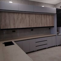 مع شركة الخيال للمطابخ التركية ننفّذ مطابخ وكاونترات بلايود تركي  تشوف...