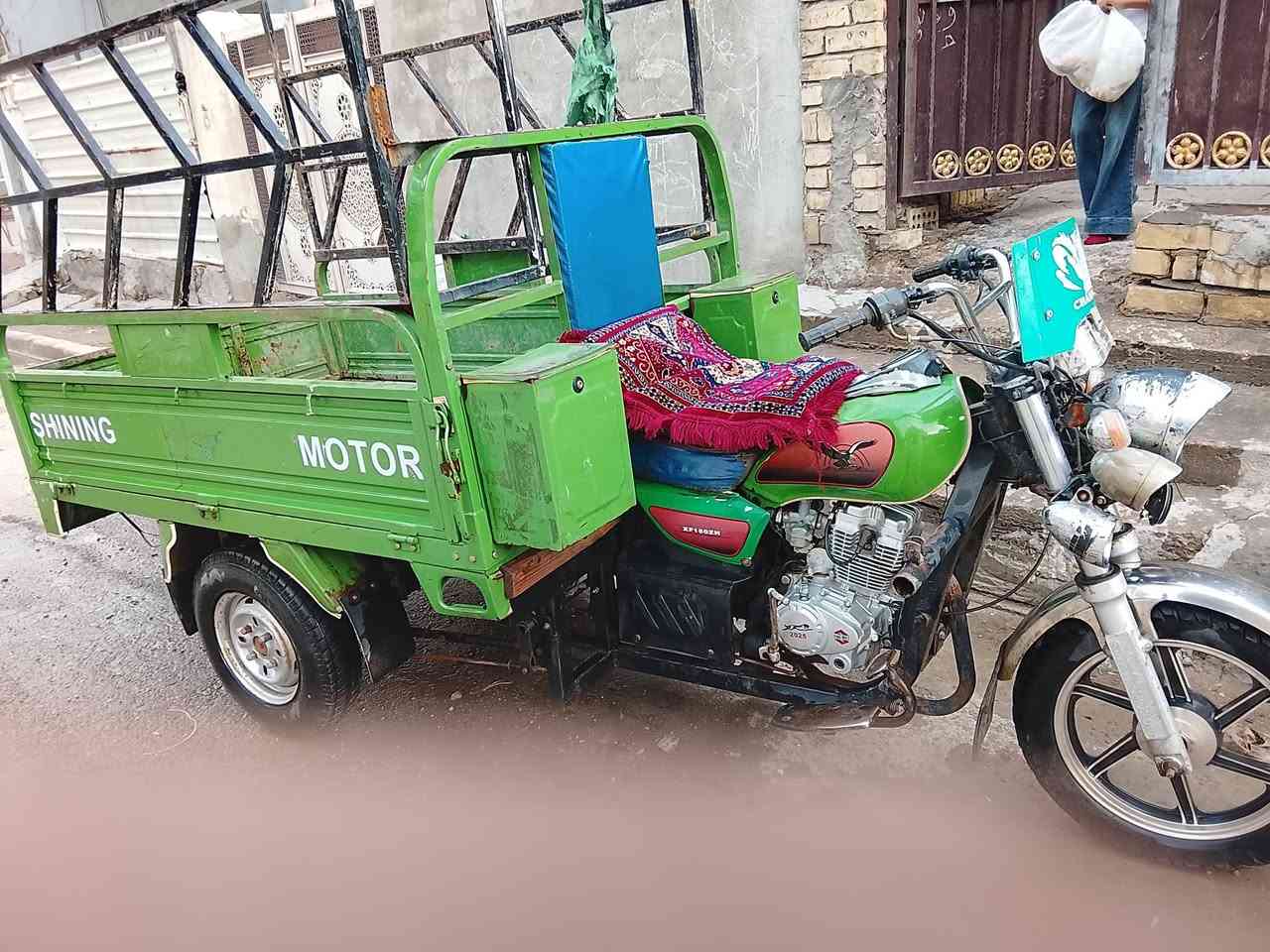 سلام عليكم اخوان هاي جمره للبيع الموديل 2022 والمحرك 2025 اوراقهه كاملات سعر 1750 أو بيهه مجال بصيط المكان تقاطع درويش حي تراث هذا رقمي *********** واتساب موجود
