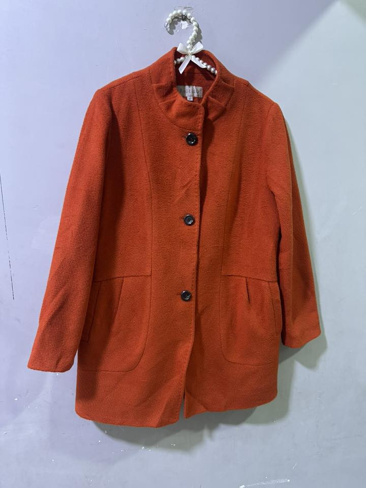 بسم الله الرحمن الرحيم
توفرت لدينا كوتات نضيفة كلش جمله  
يوجد لدينا توصيل داخل وخارج بغداد 
البيع بل جمله فقط اقل طلب ٢٠ قطعه 
للاتصال *********** للتواصل واتساب أو اتصال مباشر
