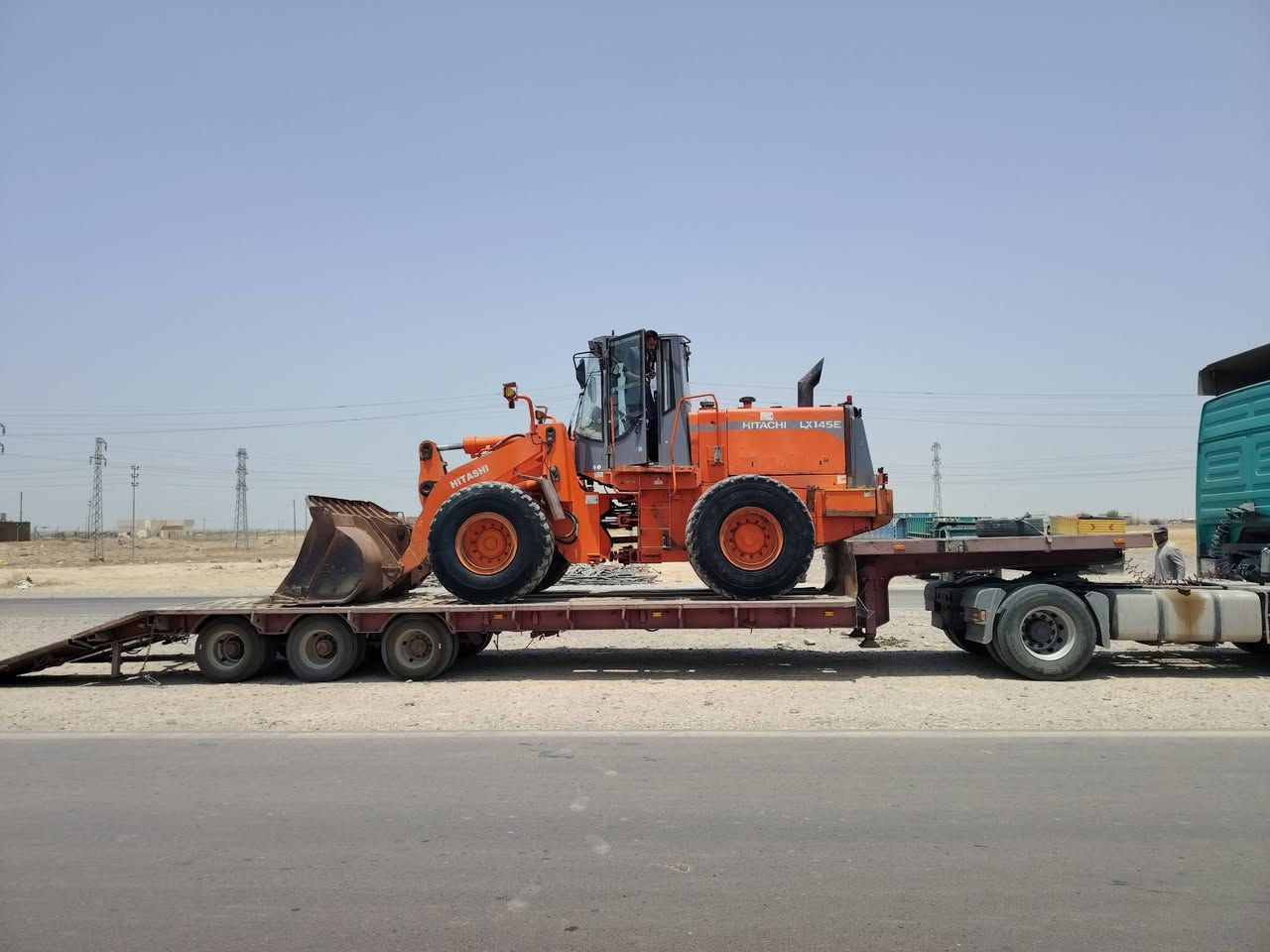 للبيع شفل هيتاشي موديل ٢٠٠٥ حجم ١٤٥ Lx جاهزه رقم شمالي سليمانيه  محرك ازوزه ٦ سلندر لاتنقيص ولا تبخير ولا نظيح من الجكات  تبريد  تحويل مباشر  للاستفسار الاتصال على الرقم ***********   او على الرقم *********** الموقع صلاح الدين بلد
