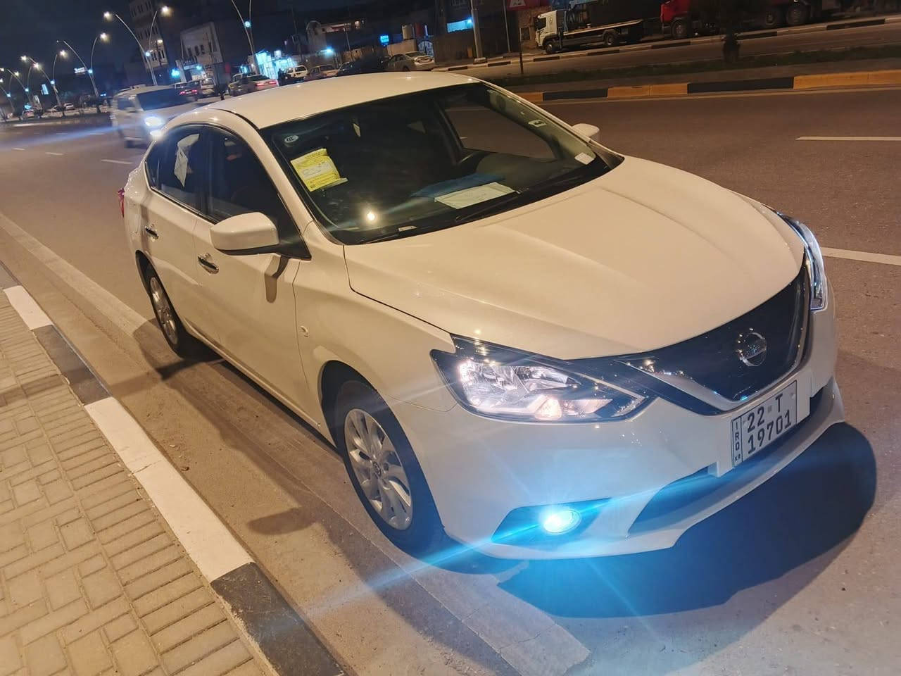 سنترا 25 كفاله من الزلغ شاشه تحكم داخل احمر ماشيه 3الف داخل جلد احمر سنترا موسيلفي  بصره القبله ***********
