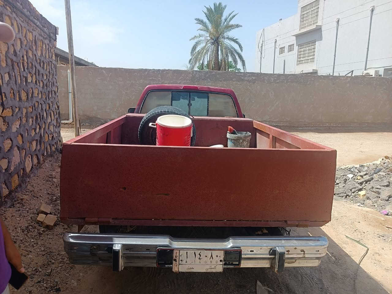 السلام عليكم تيوتا كراند موديل 93 مكينه ونجي نضيفه وتخم تاير  شاصي مكفول رقم مثنى 
بيها نواقص بسيطه تأخير بلكير وباور فقط 
السعر 15 مكان ديوانية 
***********
