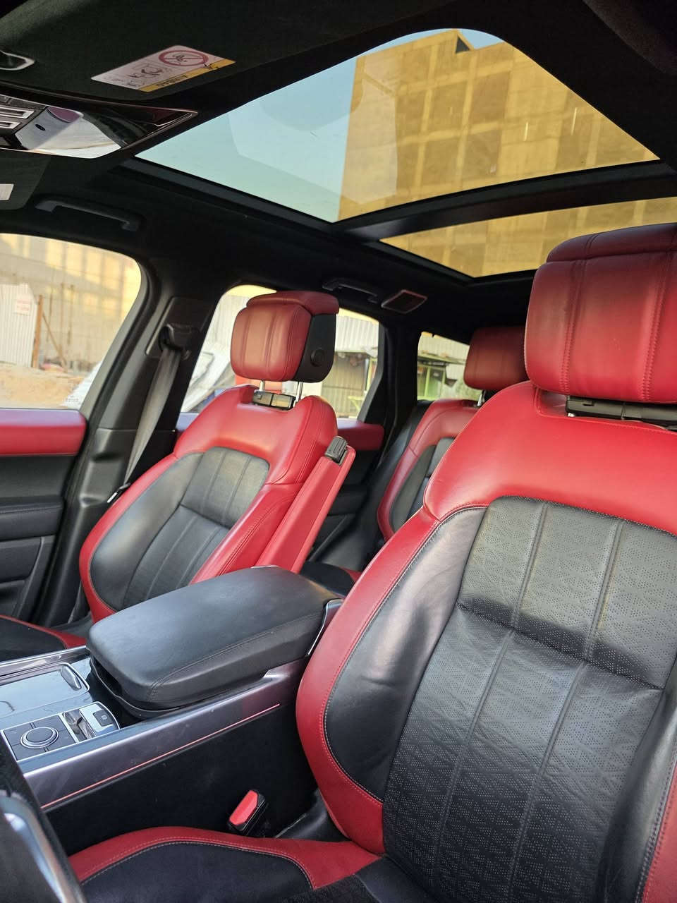 RANGE ROVER
SPORT
2018
HSE
🇬🇧🇬🇧🇬🇧
رانج روفر _ سبورت

الموديل ـ ٢٠١٨
لون  ابيض 😍 
داخل مميز احمر بلادي
وارد امريكي حادث بسيط 
تبديل باب خلف السايق فقط
مع صبغ داعمية ..
رقم بغداد ❤️

عداد المسافة ـ  62 الف كيلو 😍
عداد الاسطوانات 6 سلندر
السيارة بيها ادامة كاملة من كل النواحي ..
 
المواصفات 🇬🇧🇬🇧

♦️داخل احم واسود مميز❤️
♦️4 كامرات 
♦️الداخل لد - ثلاجة 
♦️بانوراما 
♦️5 بصمات
♦️جنطة كهرباء 
وبعد بيها هواي مواصفات

ملاحظة 🇬🇧🇬🇧

يوجد سيارات اخرى في المجموعة 
انزل للأسفل 😉

تسأل على السعر 
اتصل او راسنا واتس اب
او ادخل على الكروب الرئيسي
اضغط هنا 👇👇👇
سوق رانج روفر العراق

مكان السيارة بغداد
للأستفسار 
 
***********
سلام رانج روفر

@الجميع
