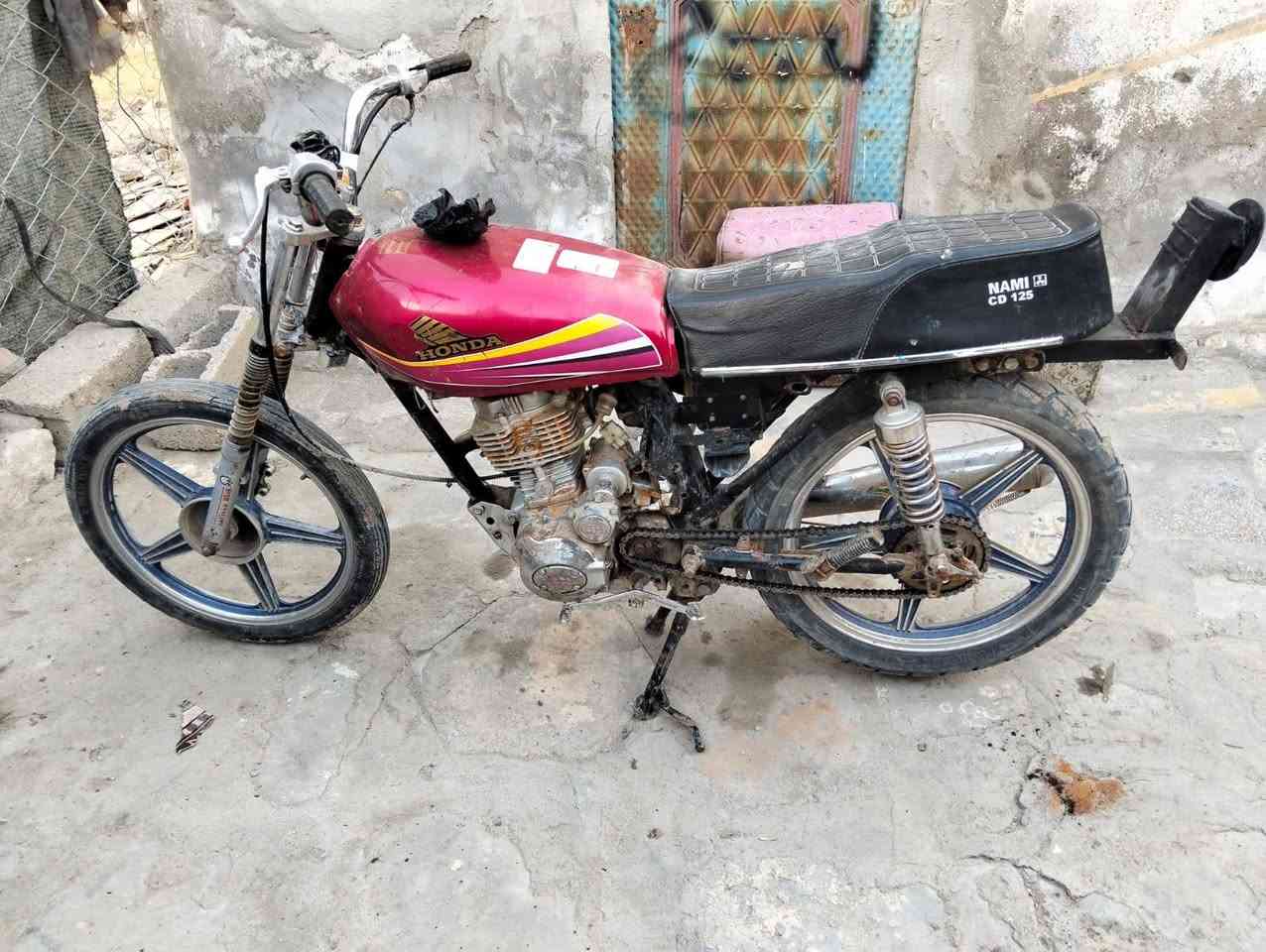 الدراجه لبيع ما مفتوحه لتواصل ***********
بي وتساب
