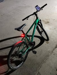 بايسكل جبلي السعر 250 الف وبي مجال مكاني بغداد حي العامل 07706601635