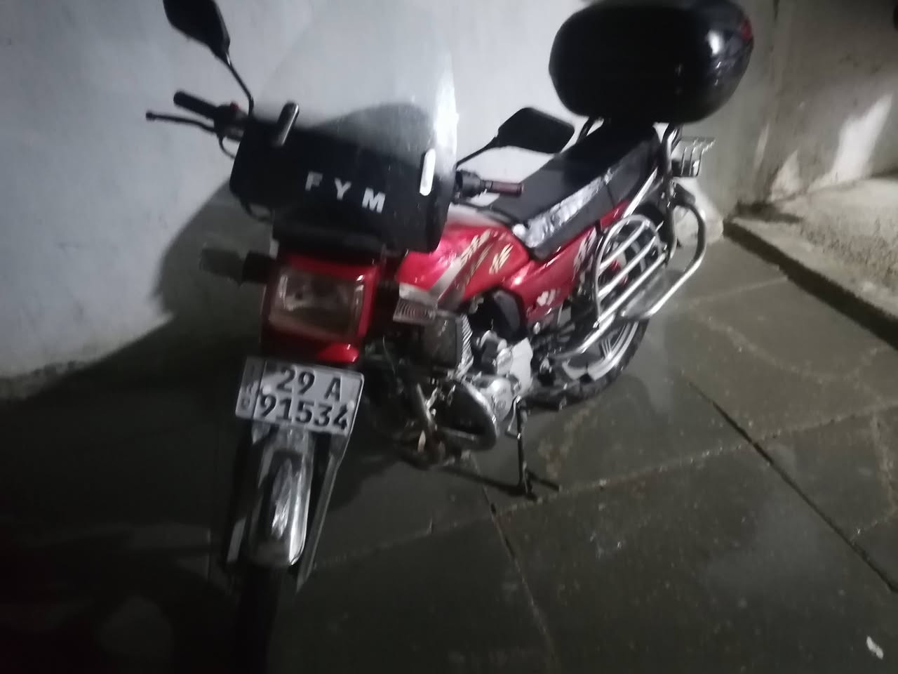 سلام عليكم دراجة فيوم موديل ١٢ رقم انكليزي سنويه ال٣٠ رعيه موجود شرط التحويل تجفيت كامل صار يومين كهرباء شغاله هورن دراجه نضيفه مكان كوت سعر ٨٥٠ وبيه مجال رقم *********** واتساب
