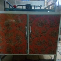 ميز للبيع التواصل مع الرقم 07810933949