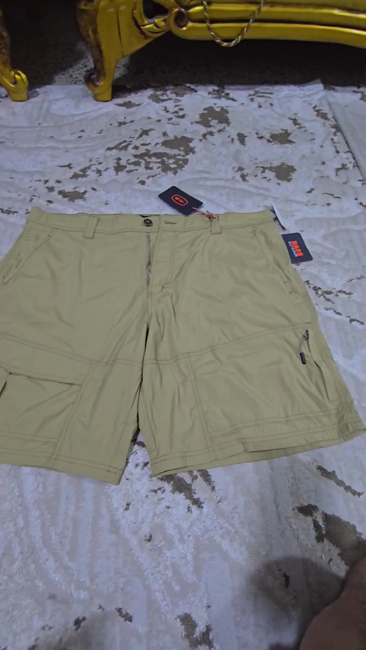 مجموعة ملابس اصلية وجديدة لووووك والاسعار مناسبة ... عليك الله لتعاملني الاسعار كلهه  منزلة عن السعر الي مشتريهن بي   ...  
الشورت ب٢٠ الف 
البنطرون الكتان ب ٢٠ الف 
التيشيرت الاصفر  cat قياس L ب٢٠ الف 
البلوز القطني  الzara   ب ٢٠ الف 
القميص الرصاصي القطن   ب ٢٠ الف   
توصيل متوفر لكافة المحافظات  ... تحب تجي مكاني بغداد سيدية ...


**إذا كنت صاحب هذا الإعلان وتريد حذفه لأي سبب، رجاءا أرسل رسالة إلى الدعم الفني**