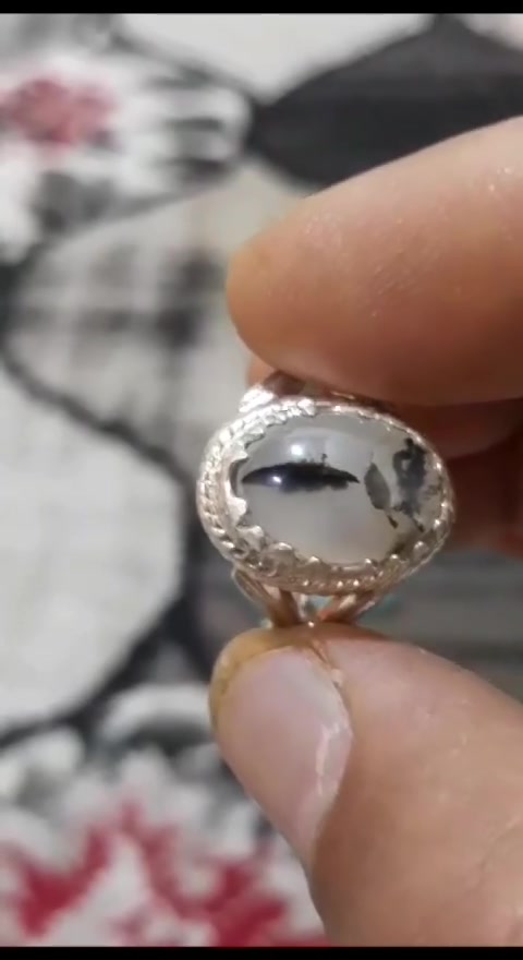 السلام عليك يا ابا عبد الله الحسين وعلى الأرواح التي حلت بفنائك


**إذا كنت صاحب هذا الإعلان وتريد حذفه لأي سبب، رجاءا أرسل رسالة إلى الدعم الفني**