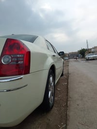 موديل ٢٠١٠ • ماشي ١٤٠ ألف • رقم بغداد