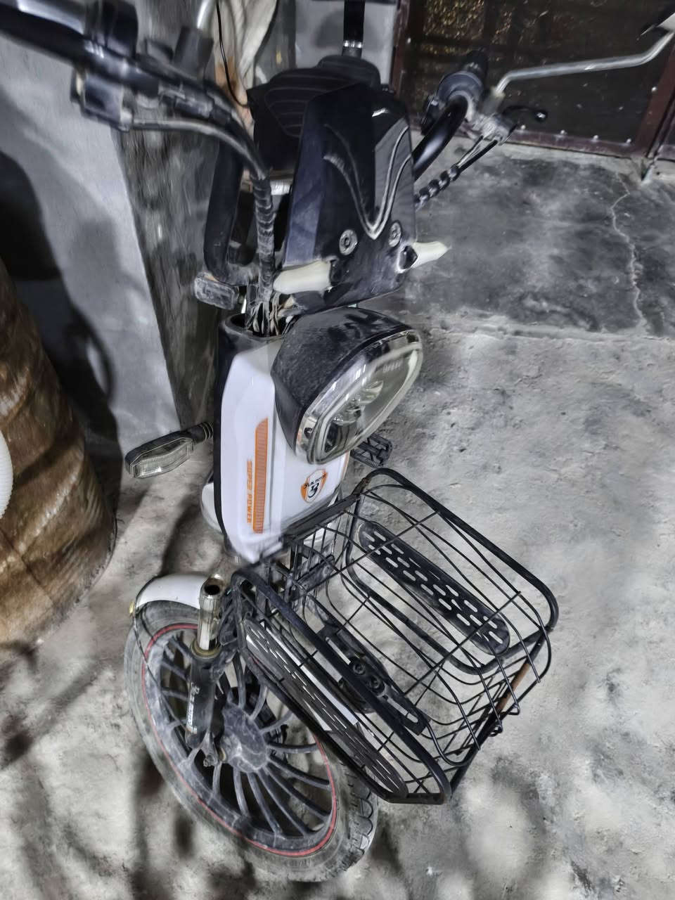 بسكل شحن لبيع سعر ١٥٠ ليريد يجي خاص


**إذا كنت صاحب هذا الإعلان وتريد حذفه لأي سبب، رجاءا أرسل رسالة إلى الدعم الفني**