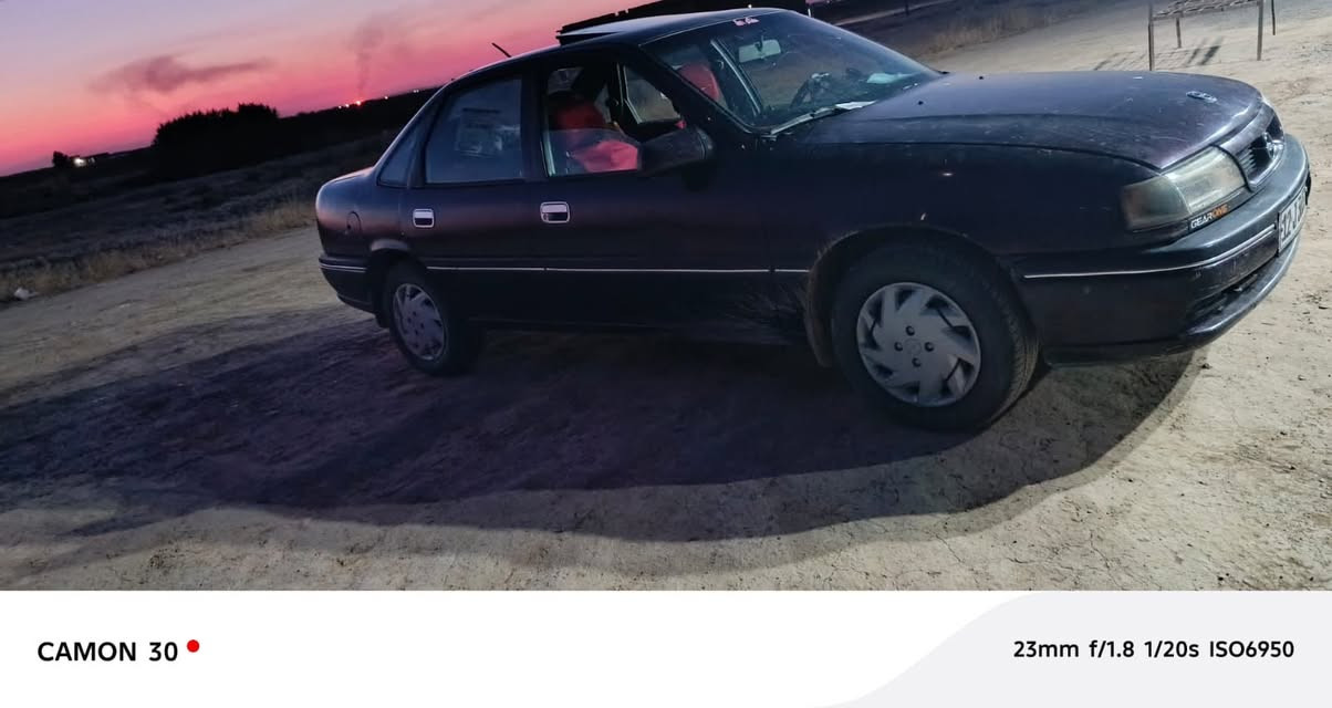 للبيع اوبل فكتره موديل 93 رقم نينوى دولي سنوية الى 2029 كير شرط محرك 18 شرط صبغ عام جمليه رقم الهاتف ***********

