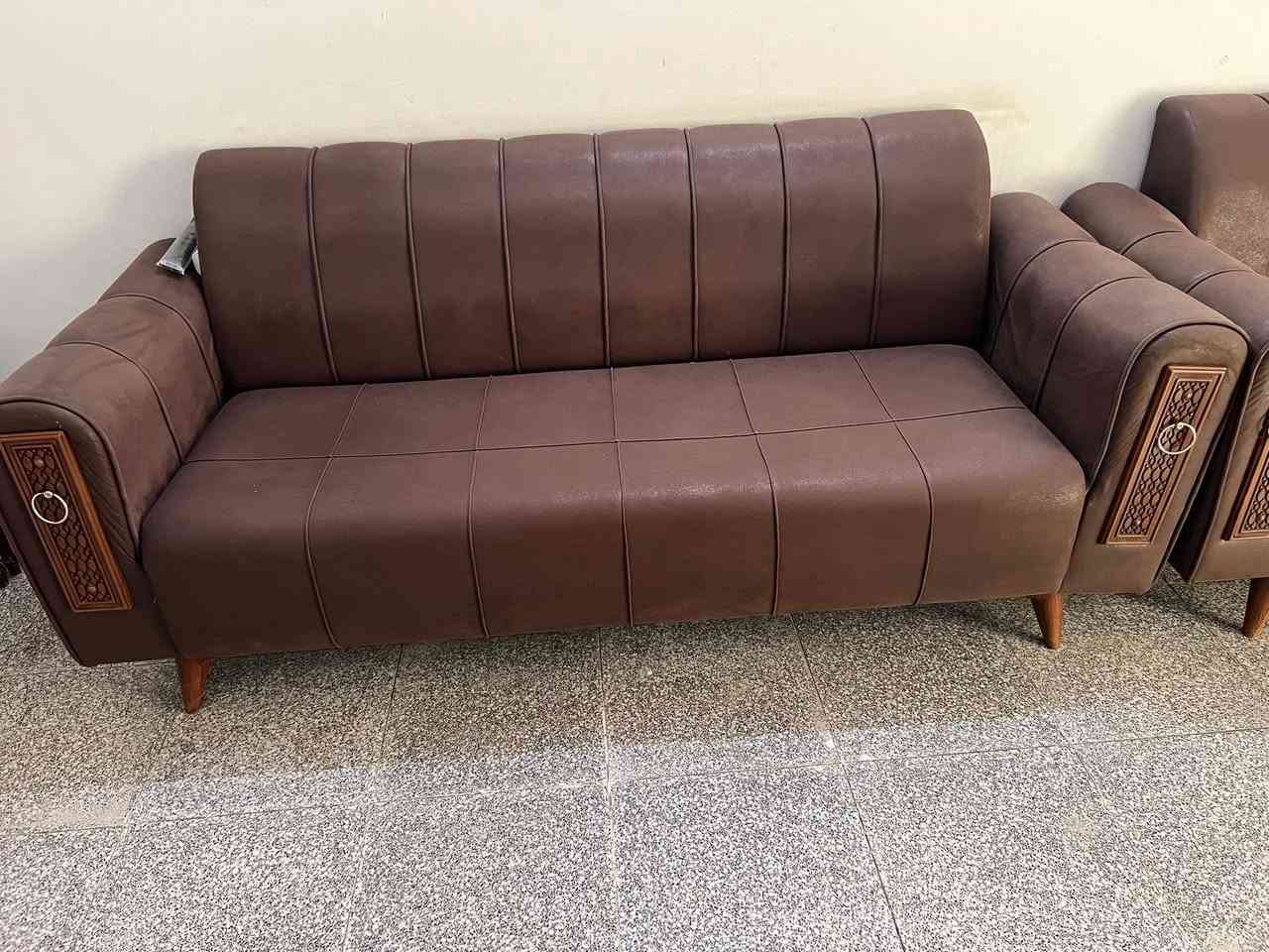 السلام عليكم تخم عشر مقاعد قماشه وتر بروف نظيف

مكاني حي القاهرة قرب جسر البنوك


**إذا كنت صاحب هذا الإعلان وتريد حذفه لأي سبب، رجاءا أرسل رسالة إلى الدعم الفني**