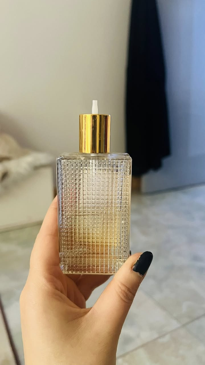 شلعه عطور كويتي خليجي اصلي بيها نص وربع ومنهن متروس الي يأخذهن شلعه سعرهن مناسب وهن اصب اكو فرنسي واكو كويتي الاستفسار اكثر خاص


**إذا كنت صاحب هذا الإعلان وتريد حذفه لأي سبب، رجاءا أرسل رسالة إلى الدعم الفني**