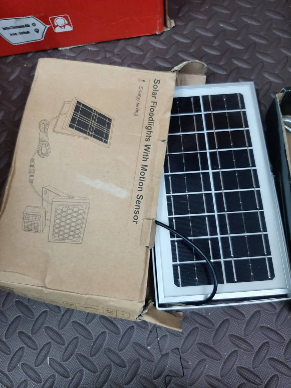 شلعه نواعم 6 كراتين ب300 الف مكاني بغداد بياع ***********
