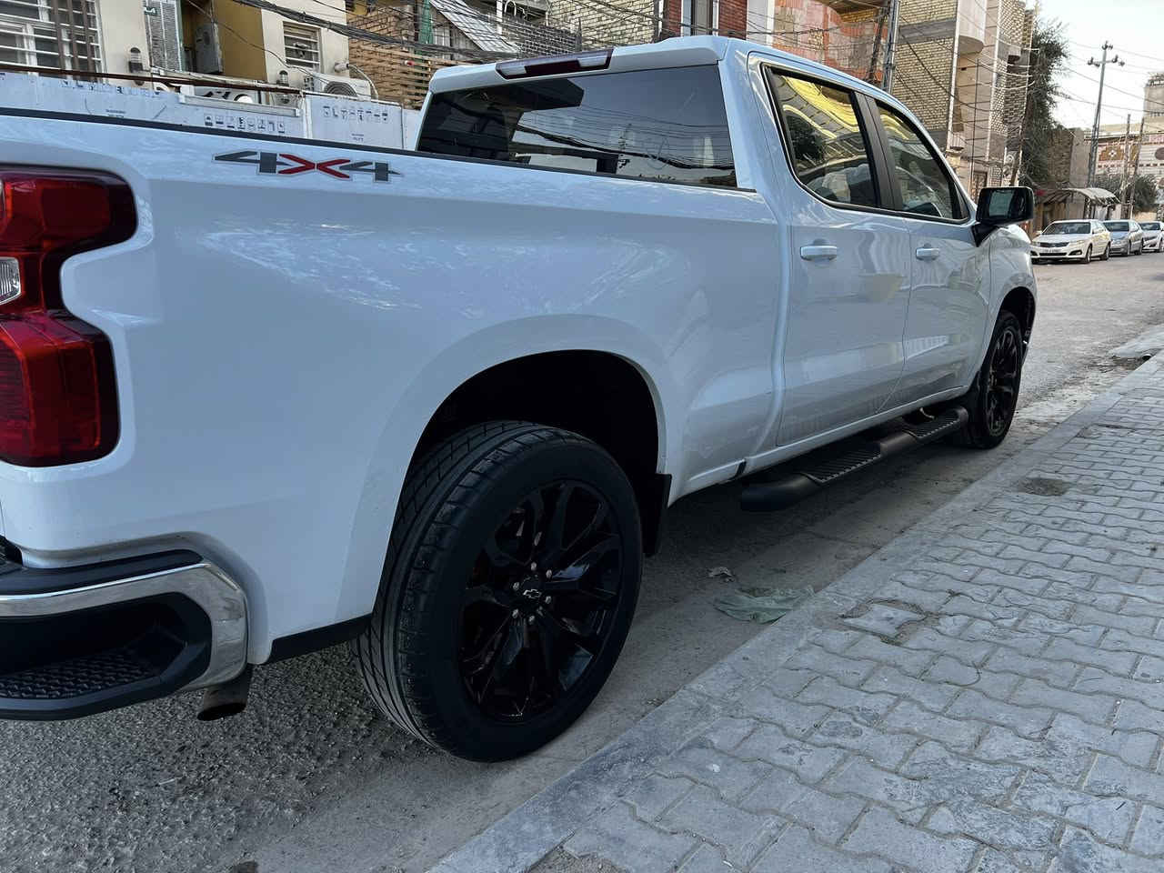 سلام عليكم شوفرليت سلفرادو مو ديل 2024 حادث بنيد او جاملغ تبديل او صبغ عداد المسافه 23الف ميل حجم ويل 22 فور ويل كشنات جلد رادار امامي رادار خلفي سياره دخول جديد سياره مابيها نقص برغي مكاني بل نجف ***********حجم محرك 4 تيربو
