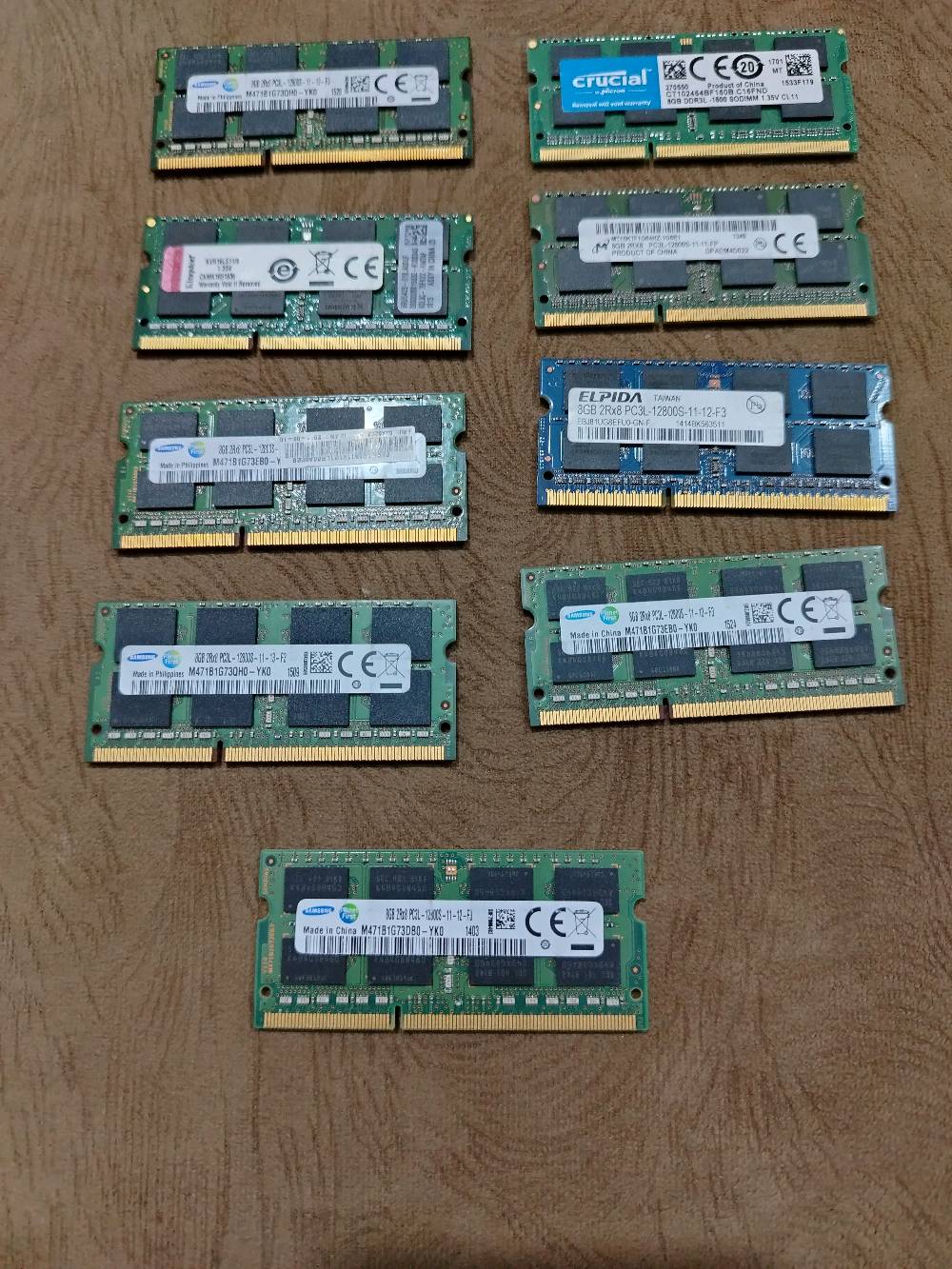 يتوفر انواع من هاردات ssd و m. 2 رام لابتوب 8G
للاستفسار راسلني