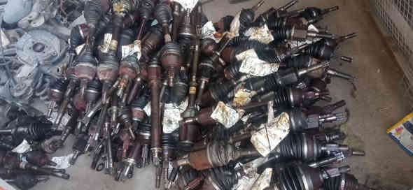 دبة ماء راديتر ب / 30 الف
سي 200حديث/ جيب بزون 
الأمير للامريكي 
أدوات وصيانة 
حله الحي الصناعي مقابل محطة اسد بابل 
قبل المتخصص ب 100 متر 
***********
