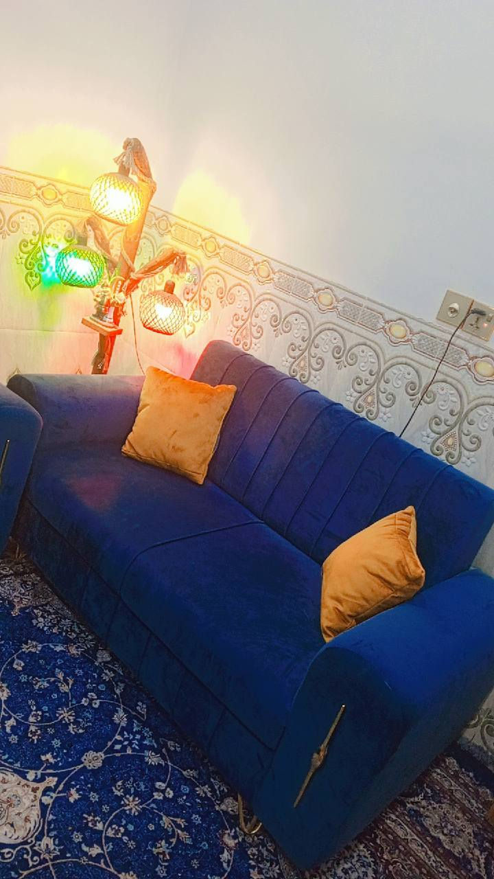 السلام عليكم 
تخم للبيع تسگام 10 مقاعد استعمال قليل السعر 600 للاستفسار واتساب ***********
