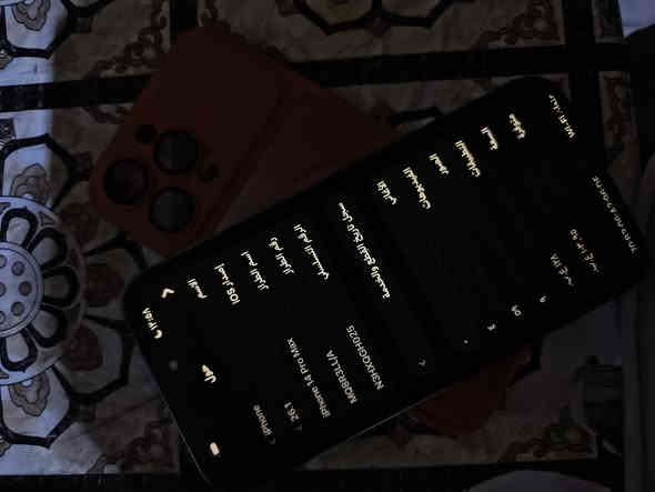 الجهاز مبدل شاشة اصلي اصلية فقط ٣ خيارات 

فيس ايدي شغال مابي اي خلل جهاز وضمان

الذاكرة 128 والجهاز شريحة اكترونية ايسم

نظافة الجهاز 100% 

السعر 650 وبي مجال للشراي

***********
