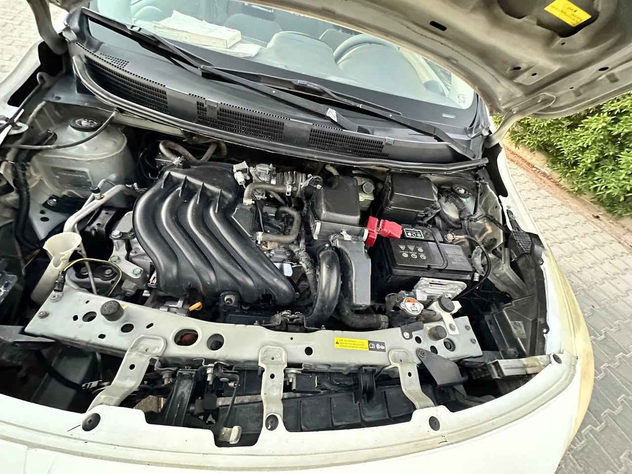 سلام عليكم
نيسان صني موديل 2018 ام البليته الزركه السيارة بيها بلجاملغ الايمن صبغ والجاملغ الايسر مطبعينة بدون ضربة دواخل والشواصي لاضربه بدنه مكفوله السياره حلوه بمعنى الكلمة مواصفات السيارة تحكم ستيرن بلاجكتور سبايدر حساس خلفي مانع انزلاق اي بي اس كير ومكينه وضع شركه تدفئه تبريد وضع شركه حداديه جديده تخم تاير
ملاحظة /سيارة بسم شركه تريد تحويل تكطع 15 ورقه من حسابها يصير سعرها ب 80 تريد وكاله انت تكطع من
 حسابها 15 ورقه سعرها 95 قفل لاستفسار الاتصال *********** ☎️ مكان السياره نجف
