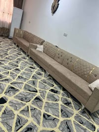كنبة • مستخدم • قابل تفاوض