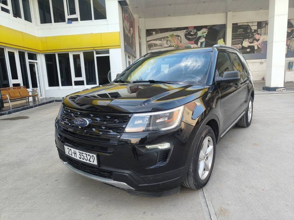 فۆرد ئیسپلوررمۆدیل 2019XLTڕەشی قەتران تاک ئەکسل تەنها 48000 ڕۆشتوە V6تەنەفس تەبعی گیڕومەکینە بەشەرت ئیرباگی نەتەقیوە  سەنەوی ڕەقەمی تازە تامانگی 6/2027تازەیە دوچەمەلەغی پیشەوە بۆیاغە  بۆنید گۆڕاوە بەبیلاد ژم شاسی 1fm5k7d83kga44668ژ.م *********** السليمانية, العراق
