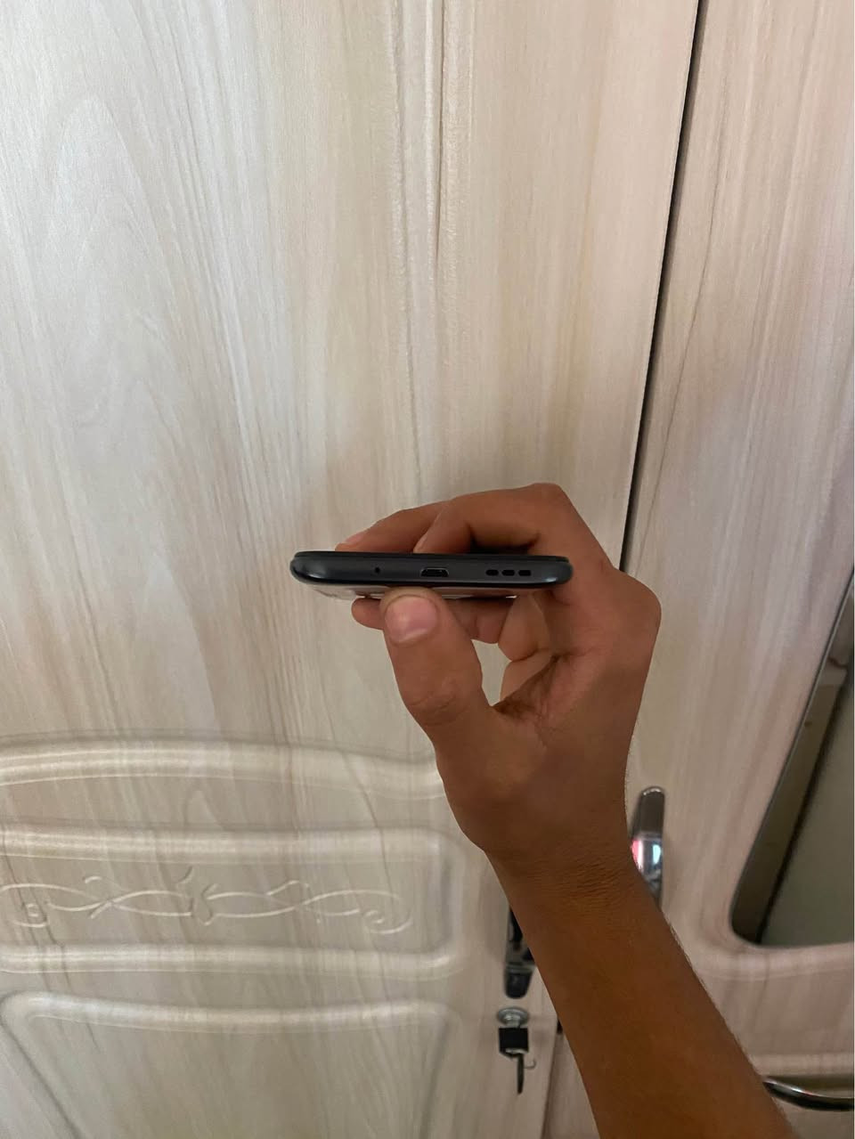 سلام عليكم للبيع جهاز  Redmi 10A جهاز جداً نضيف اخو الجديد ممفتوح لا يوجد معه ملحقات ذاكرة 64 
السعر 80 ألف بي مجال حك الجيه 
مكاني بغداد حي الجهاد الأمانة 
الرقم *********** بغداد, العراق
