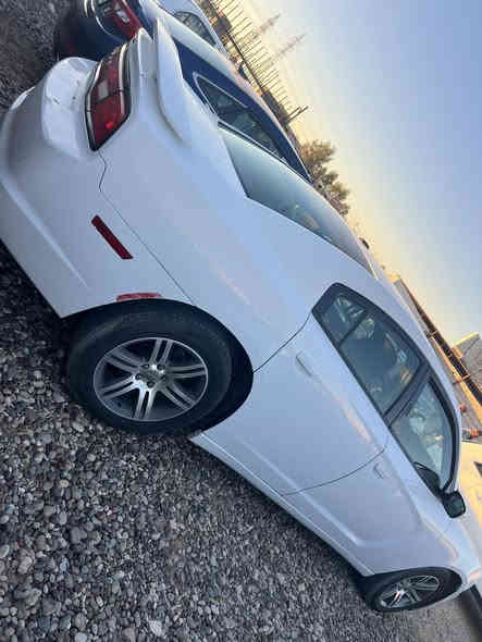 جارجر 2012 امريكي ضرر 3 قطع تبديل بدون دواخل 
رقم سليمانيه دولي باسمي

ماشيه 262 الف 

محرك مو مفتوح سياره جديده 

السعر 148 ورقه 

مكان السياره الشرقاط

***********
