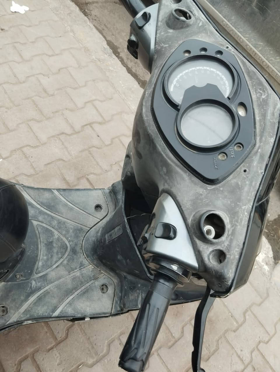 سكسن يابني ١٤٠ كلهه شغاله مابيهه نقص  شلعه معدل دهن جديد كلهه شغاله كهربيات سلف  هندر كامله دراجه من كلشي
دراجه احله من صور  المكان الغزاليه شاري يتصل مزجر وتساب ***********       سعر ٣٥٠
