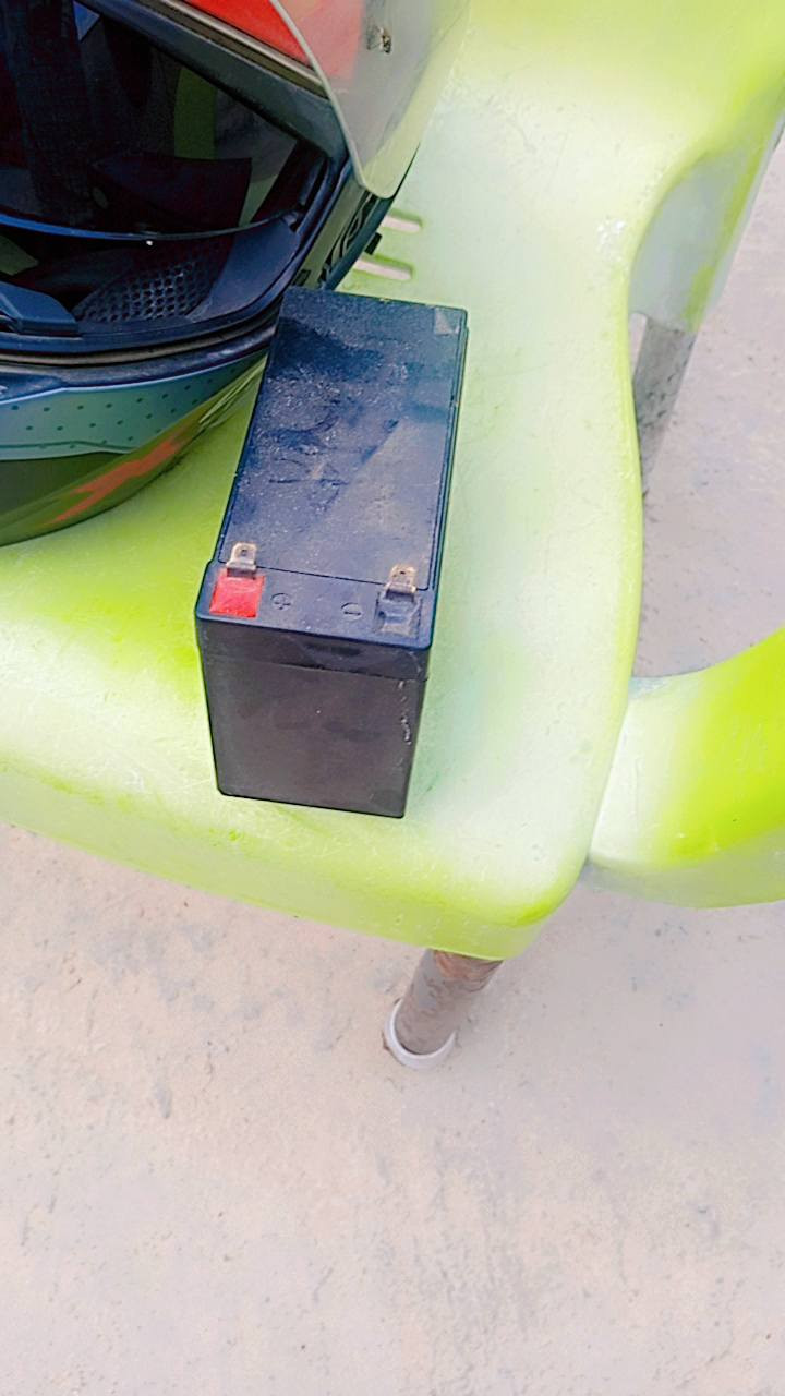 خوذه اصليه وباتري مال اوتماتيك جديد مامستخدم السعر 25الف الحمزة الغربي


**إذا كنت صاحب هذا الإعلان وتريد حذفه لأي سبب، رجاءا أرسل رسالة إلى الدعم الفني**