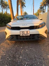 كيا سيراتو موديل 2024 فول ما عدا البصمة السيارة مبدل بيه جاملغ زيرو ما...