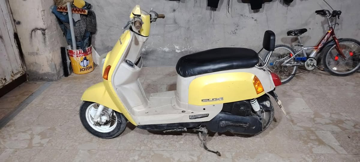 بوليس للبيع 🍋
لون مميز صارله ٤ اشهر نازله دراجه تفحص يله تاخذ مستعجل ع بيع مكان 
ناصريه صالحيه


**إذا كنت صاحب هذا الإعلان وتريد حذفه لأي سبب، رجاءا أرسل رسالة إلى الدعم الفني**