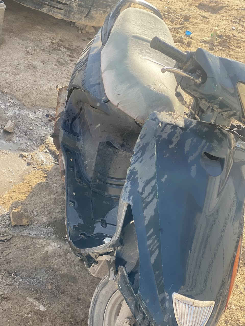 دراجه فراشه. للبيع.   السعر 100 و بيه مجال الدراجه شغله
المكان الديوانيه 

شراي يتصل ***********
