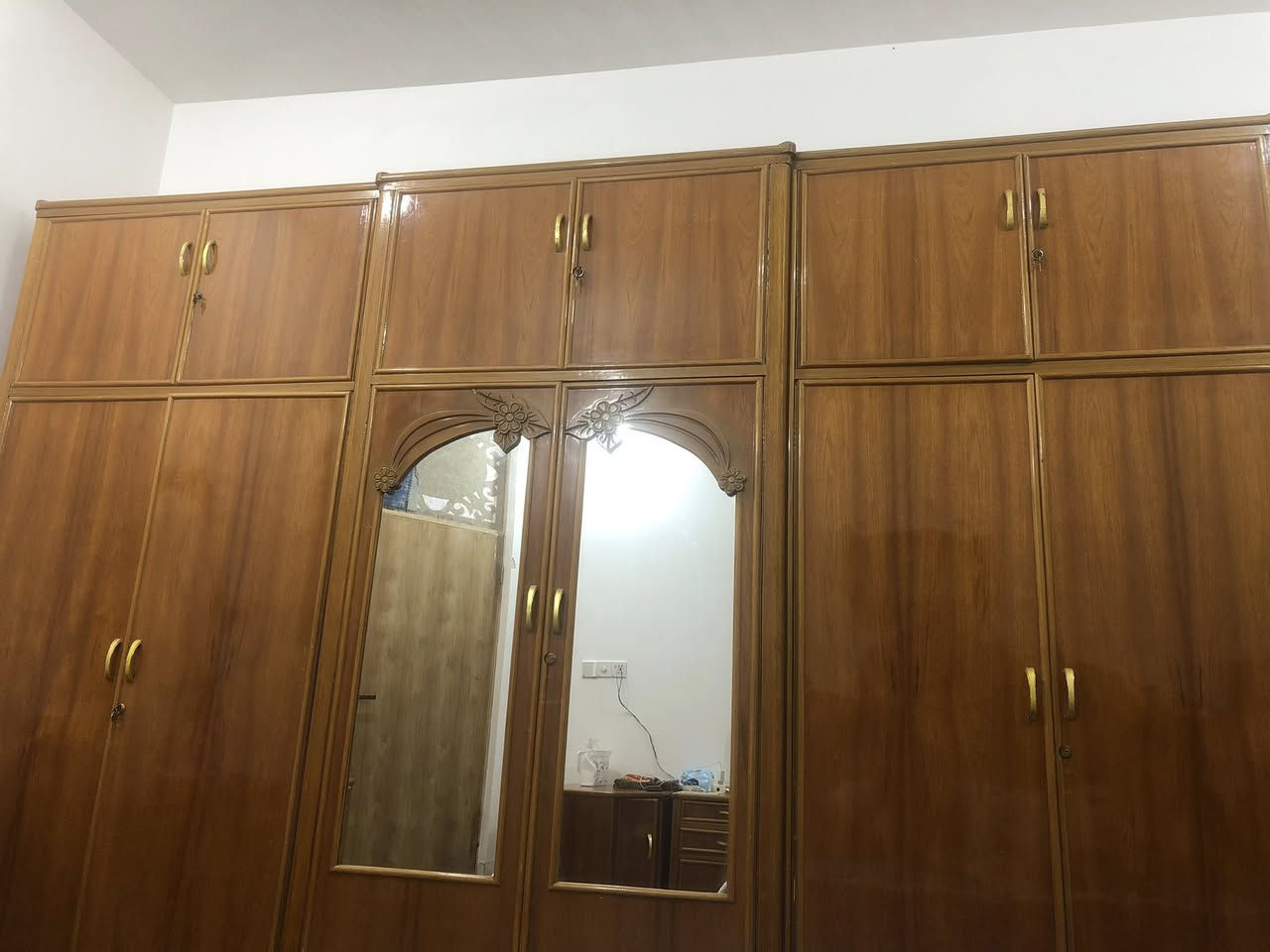 سلام عليكم غرفه ام السته باب
غرفه نظيفه وحلوه كنتور ابو السته 
وميز وطابوريه وجربايه نفرين وميز تواليت 
للبيع او مراوس بغرفه تركيه المكان بابل القاسم مجمع حجي حسين


**إذا كنت صاحب هذا الإعلان وتريد حذفه لأي سبب، رجاءا أرسل رسالة إلى الدعم الفني**