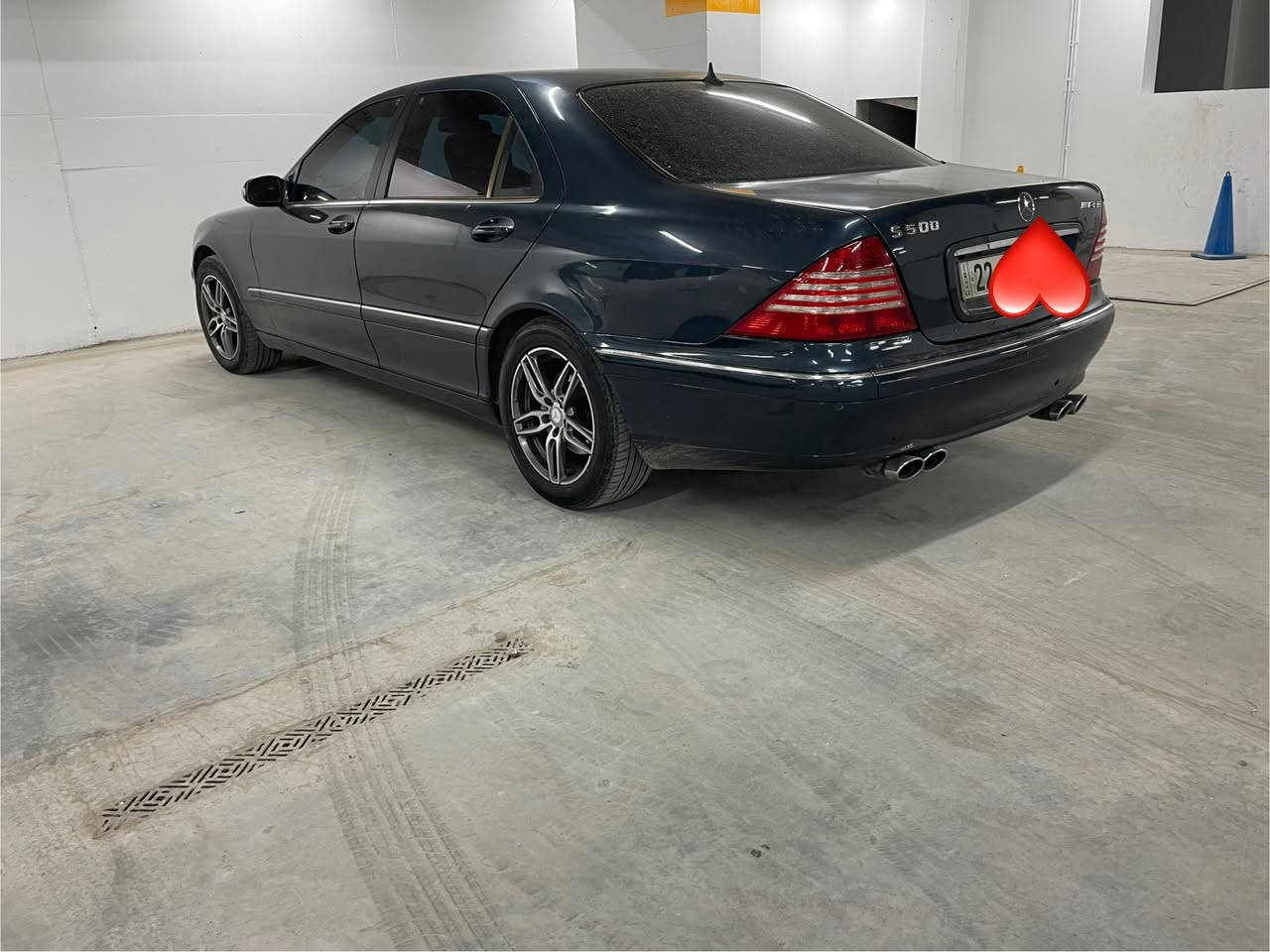 بيع
السعر ١٣٠
السياره مواصفات خاصه مو عاديه

 ماشيه ١٣٣ الف فقط

Mercedes -Benz

S 500L

Model :2004 أصل

العدد والاسبير والكتلوكات كلها موجودة 
كتاب تظليل سنه كامله

#رقم السيارة : شمالي اربيل وباسمي هزة جديدة سنوية مجددة 

#مكان السيارة : بغداد ------------------------------------
سلام عليكم 
للبيع  مرسيدس غواصة موديل 2004 اصل حجم S 500 L باب طويل  مكفولة من الضربة والحادث صبغ جماليه فقط

1_ رادار امامي +توقف ذاتي + تسارع وتباطئ اوتو
2_جنطه كهرباء فتح وغلق
3_كير محرك تبريد بشرط
4_كروز سرعة🔒 
6_  شاشة ا🖥
7_ مري قلاب مع البك
8_صندوق شفط
9_انارة ترحيب💡 خارجية وداخلية ⁦⚔️⁩
10_شاشة اعطال💬
11_داخل جديد جدا  كهرباء ⁦⚔️⁩
12_لايت زنون 
14_ ايرباكات سليمة 
15ويل 17 
16_سستم صوت BOSS 
17_صدر امامي خلفي جديد ⁦🛠️⁩
18_حساس مطر💦
19_هزة وفحص جدد+سنوية جديدة  
20_لايت اوتو   ⚔️
21_ وضعيات قيادة سبورت وعادي واوتو🔥
22 ثلاجة خلفية 
23 لايت داينمك مع حركة الستيرن
24 داخل جلد بيجي جديد
25 بردة كهرباء
26 برده ابواب
27 جام ازرق عازل للحرارة
28 استيرن تدفئه
29 دوس نيكل كروم 
30 أربع جوبلسات تصعد وتنزل حسب رغبة الشخص
31 كير ثلاث وضعيات
33 كشنات تدفئه تبريد مساااج
34 كشنات خزن ميموري 3 وضعيات
36 كشنات أمامية خلفية كهربا
37 تحكم استيرن 
-------------------------------

***********
