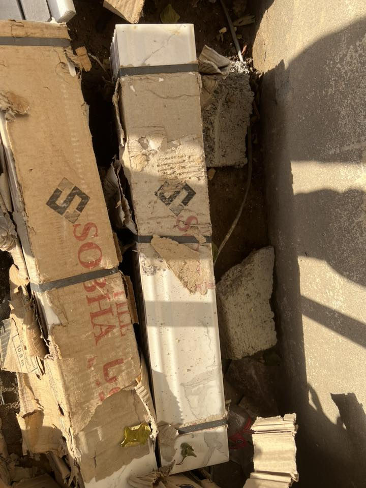 لوح ايراني 30قطعه وزره مالته كامله ايراني درجه اولى ابولمعه مكاني عماره حي معلمين جديد ***********
